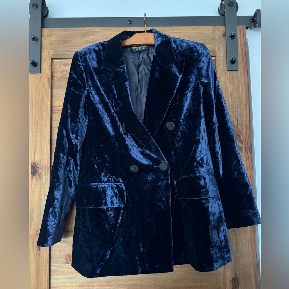 Guy Laroche boutique vest made in France size 38